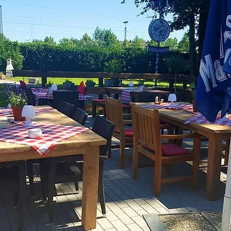 By Ruhrpadel Мини-отель